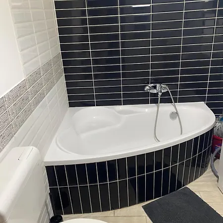 Basilica Luxury Apartment